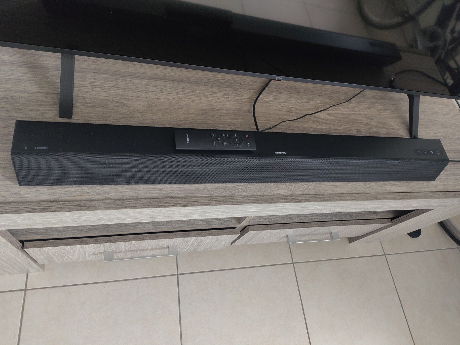 barre de son Philips TAB 5105 avec câble optique, Enlèvement, Bluetooth, Comme neuf