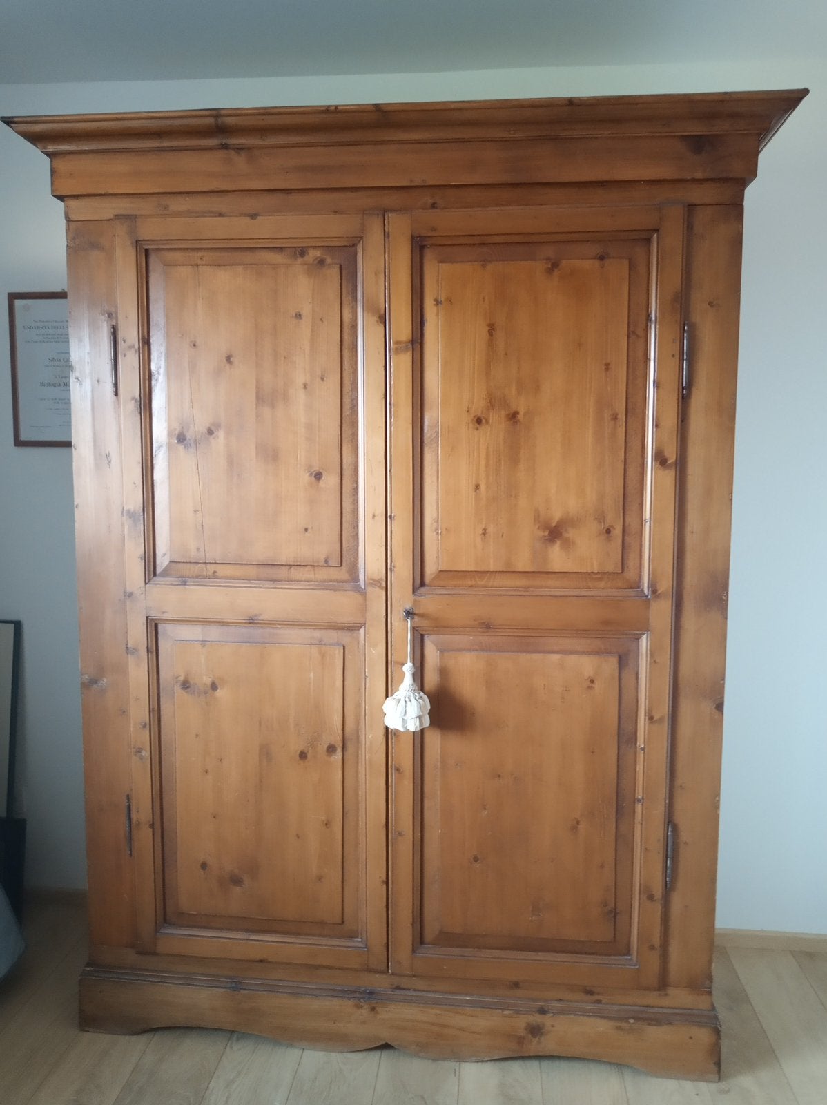 Antieke grenen kast, Ophalen