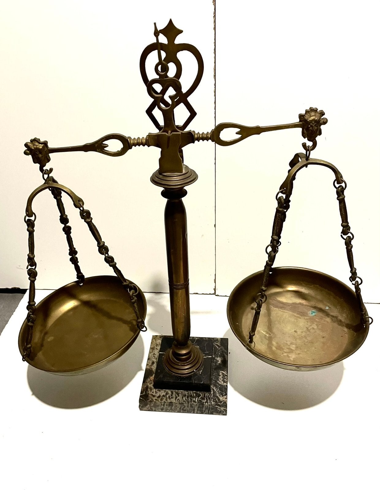 Balance pharmaceutique en cuivre, Enlèvement, Cuivre