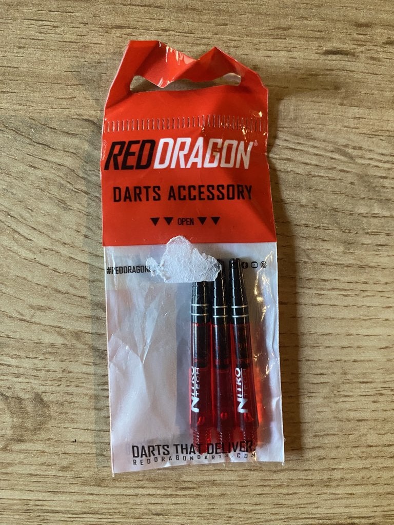 Dart shafts rood NIET GEBRUIKT, Sport en Fitness, Ophalen, Nieuw, Shafts