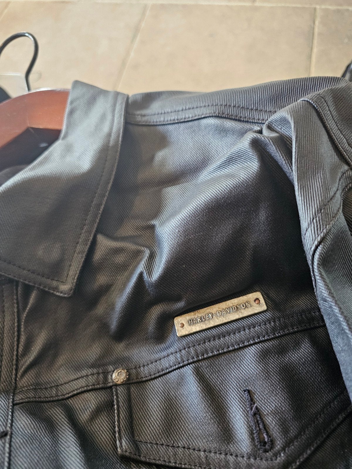 Harley Davidson vest, Motoren, Ophalen