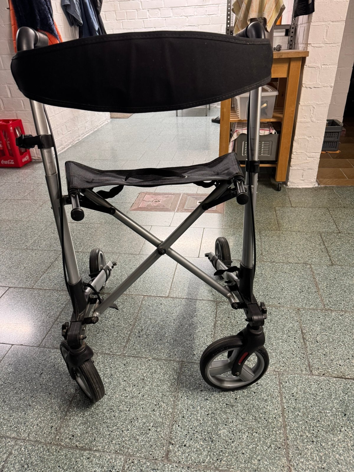 Gemakkelijk opvouwbare rollator., Diversen, Rollators, Ophalen, Gebruikt