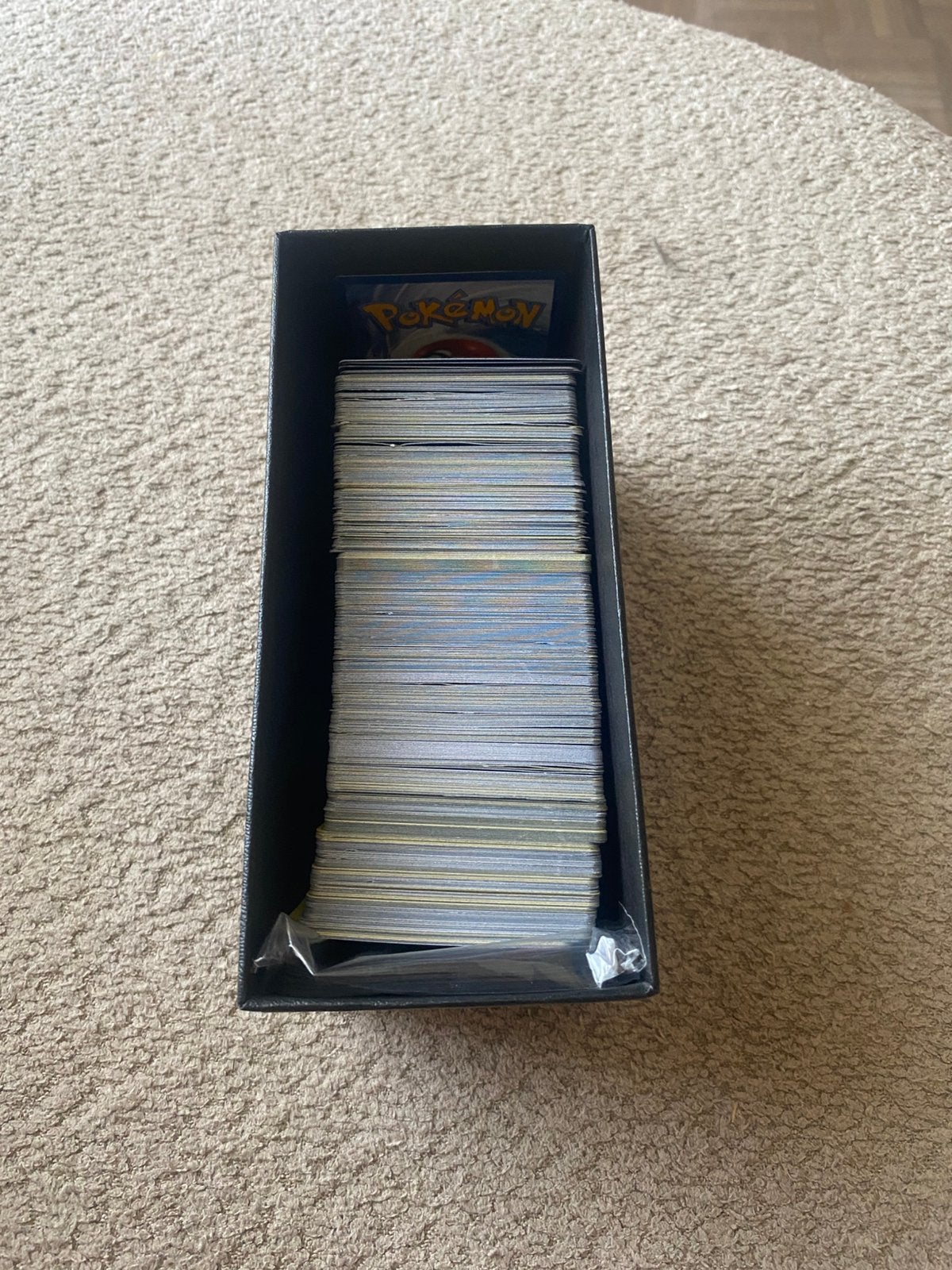 Doos vol pokemon kaarten, Ophalen, Zo goed als nieuw