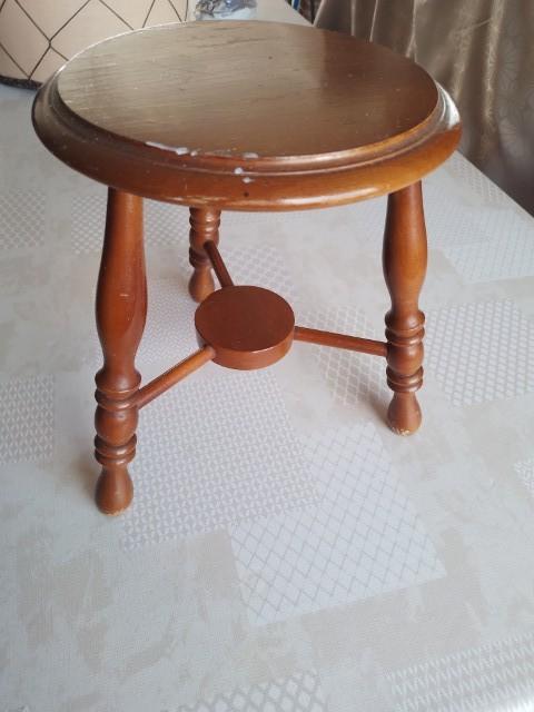 Table d'appoint ancienne, Enlèvement ou Envoi