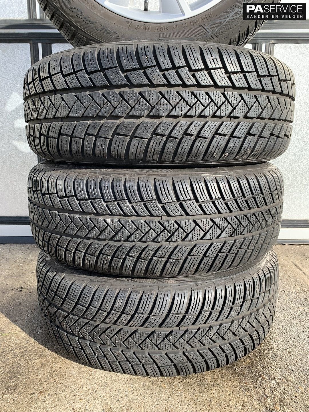 OEM17 inch Seat Ateca Winterset incl Vredestein 7.5 en 6,5 m, Autos : Pièces & Accessoires, Pneus et Jantes, -, 17 pouces, Utilisé