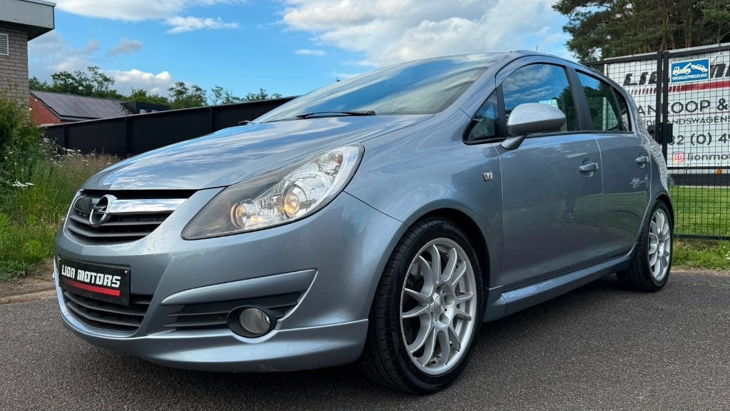 Opel Corsa 1.6 Turbo 16v GSI | Nette Staat | Onderhoudsboek, Autos, Argent ou Gris, Achat, Entreprise, Boîte manuelle