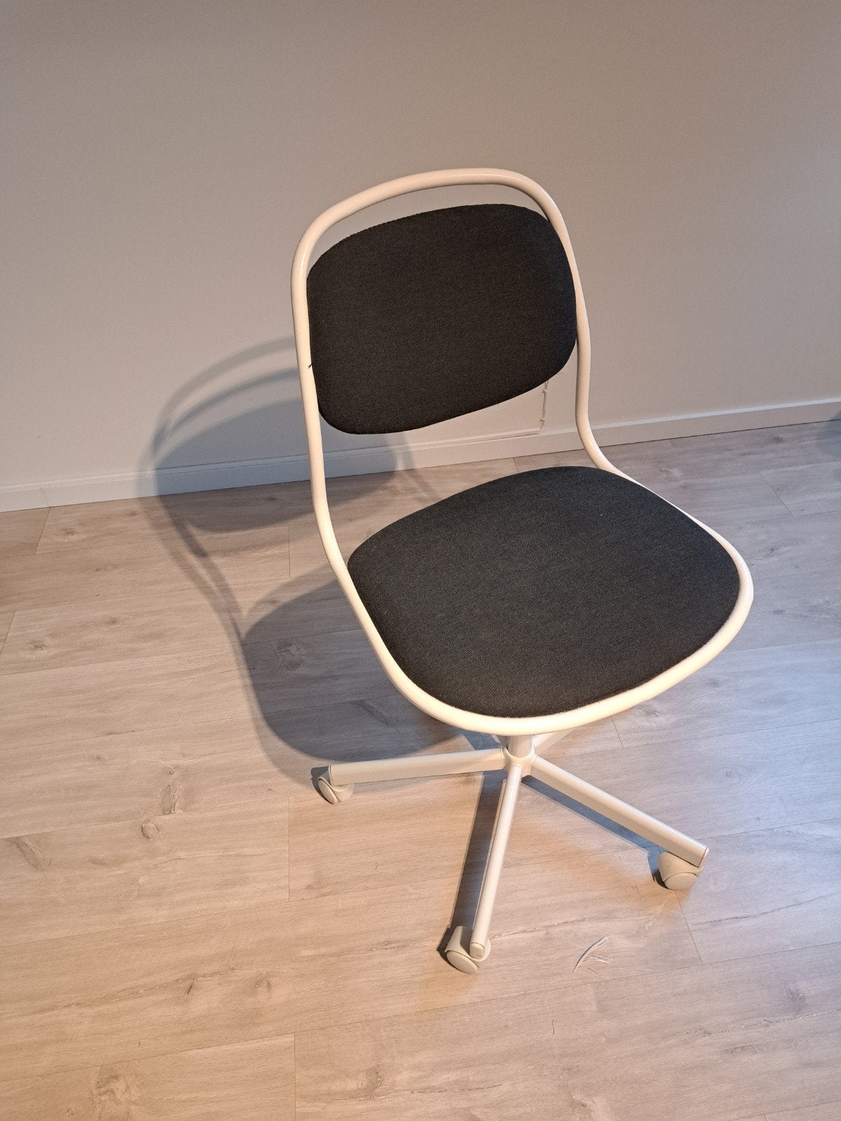 Kinderbureaustoel Ikea, Ophalen, Zo goed als nieuw, Bureaustoel