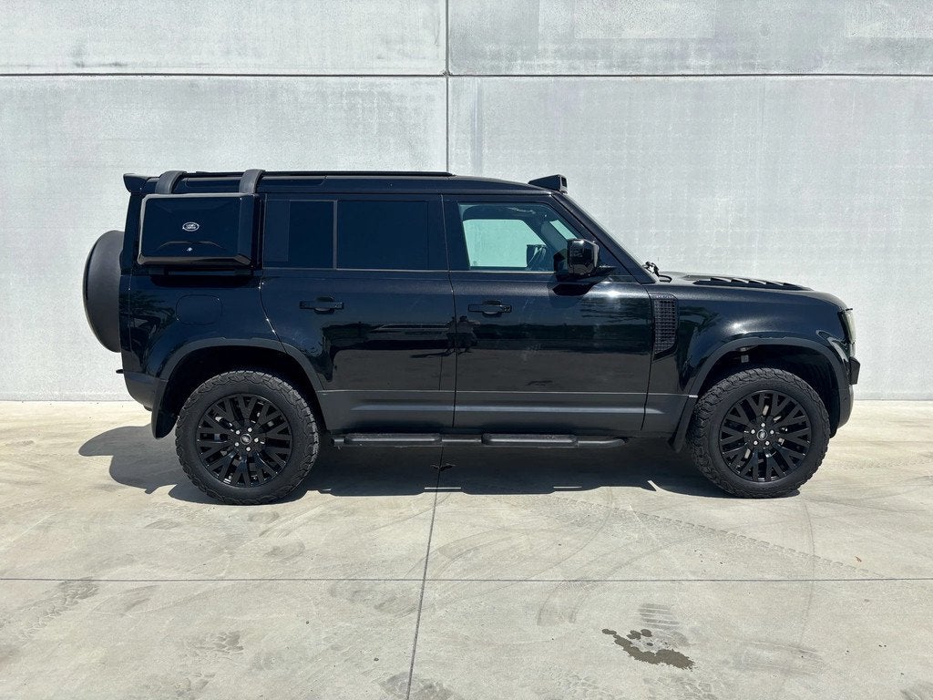 Land Rover Defender 110 3.0D | Leasing (bj 2022, automaat), Auto's, Land Rover, Automaat, 4 zetels, Gebruikt, Euro 6