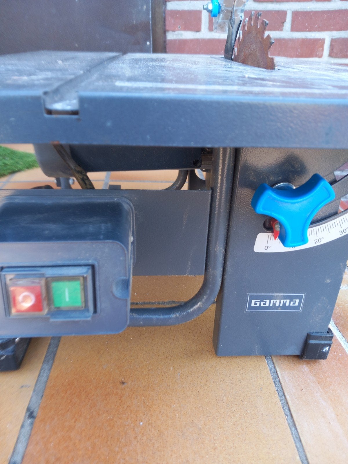 Zaagmachine 220volt met schuinte instelling, Doe-het-zelf en Bouw, Ophalen of Verzenden