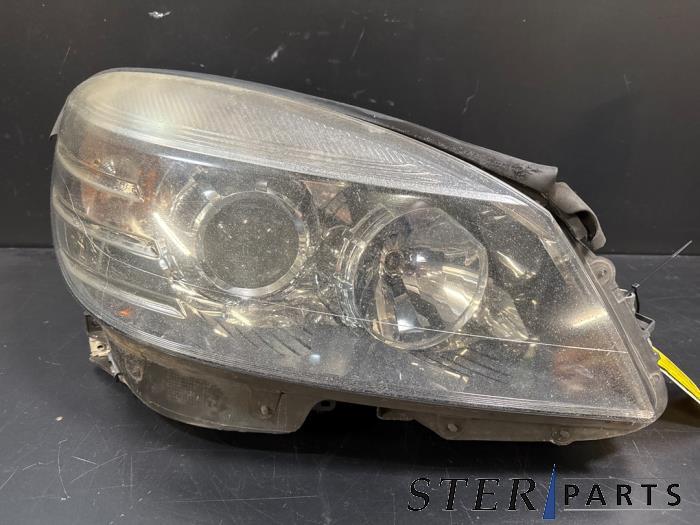 Phare droit d'un Mercedes C-Klasse, 3 mois de garantie, Utilisé, -, -
