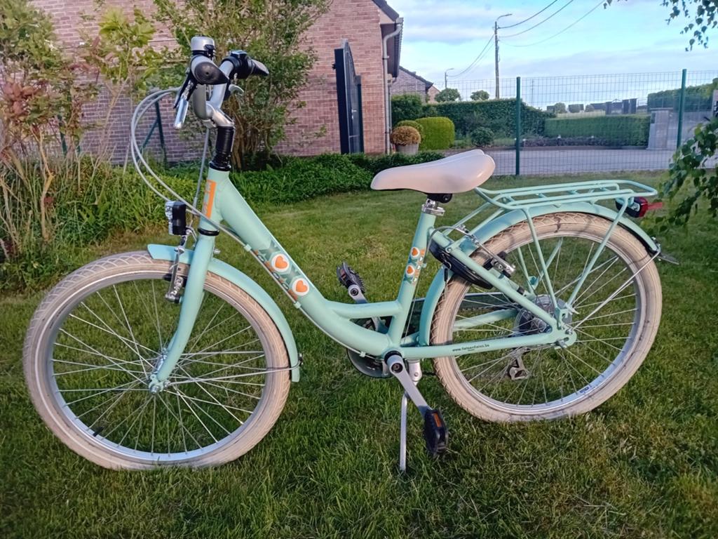 Meisjesfiets alu BFK XOXO 22inch 6speed NIEUWPRIJS 399euro🚴, Ophalen, Zo goed als nieuw, Trapvoertuig