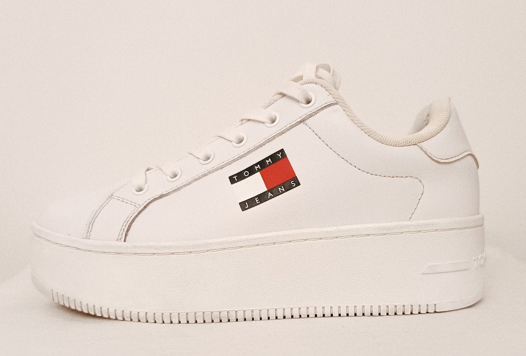 Espadrilles Tommy Jeans, taille 37 (23,5 cm), Enlèvement ou Envoi, Sneakers et Baskets, Porté, Blanc