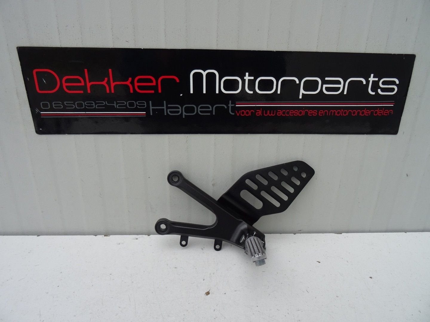 Linker Schetsplaat / Voetsteun links Yamaha YZF R6 2017-2024, Enlèvement ou Envoi, -, -, -