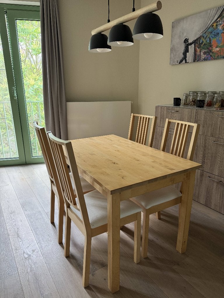 table 4 à 6 personnes - avec chaises et banc, Maison & Meubles, Tables | Tables à manger, 100 à 150 cm, Cinq personnes ou plus