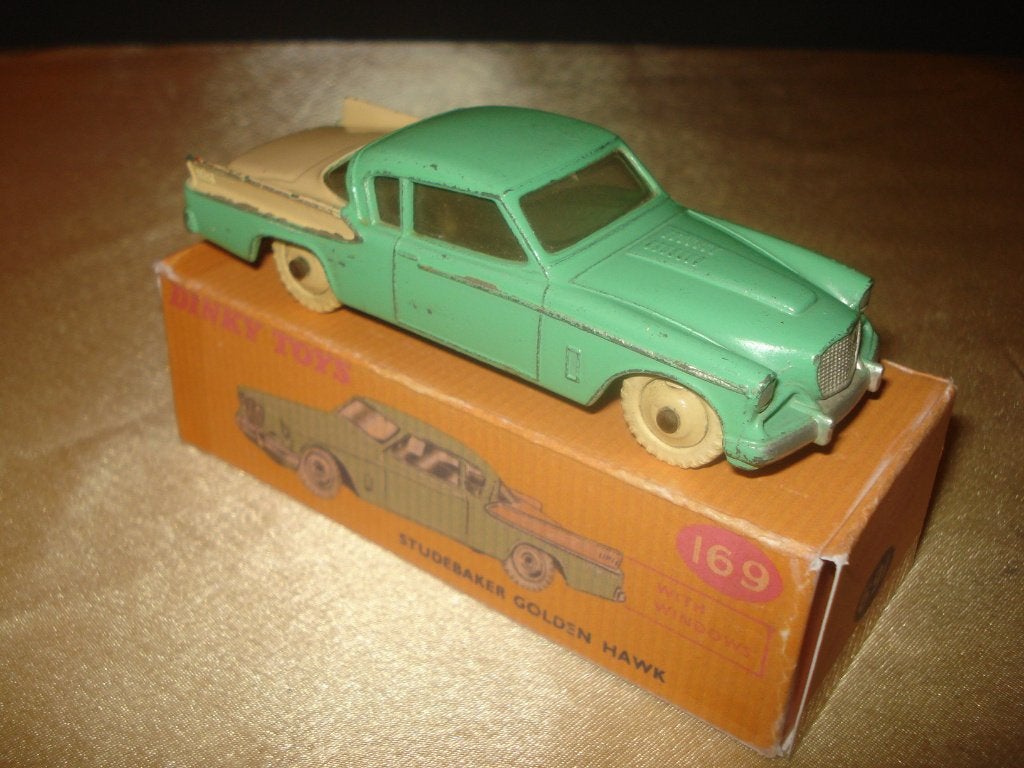 DINKY TOYS Ancienne Studebaker Golden Hawk + Boîte, Enlèvement ou Envoi, Utilisé, Voiture, Dinky Toys