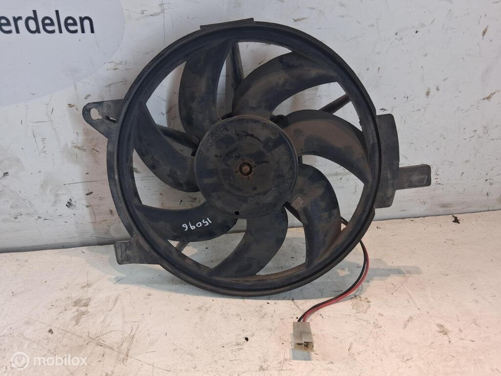 Koelvin Mercedes Vito Bestel W638 ('96-'03), Gebruikt, Mercedes-Benz, Ophalen of Verzenden, Mercedes-Benz