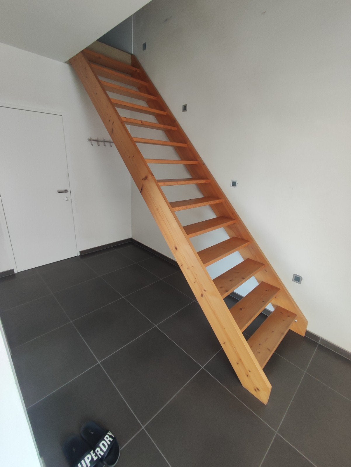 Trap te koop in goede staat, Doe-het-zelf en Bouw, Ladders en Trappen, Ophalen, Trap