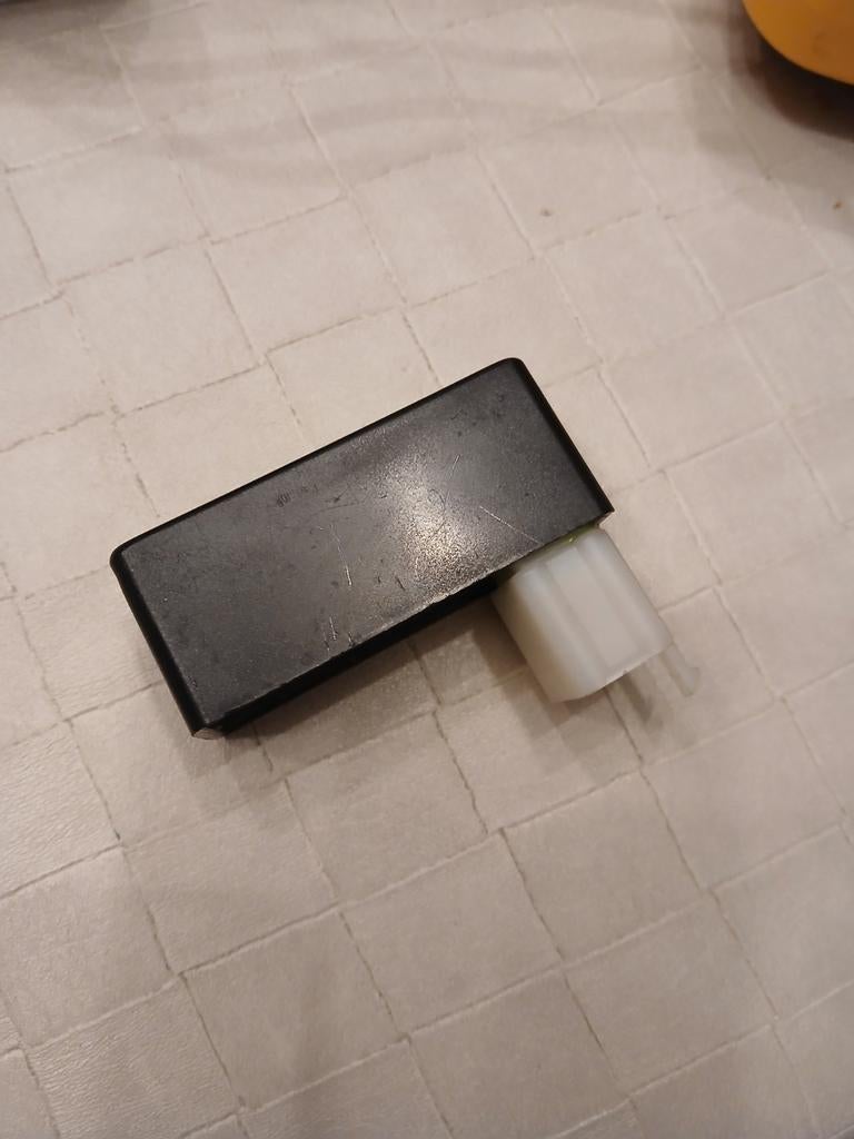 CDI Honda nsr, Vélos & Vélomoteurs, Pièces de cyclomoteur | Général, Enlèvement ou Envoi