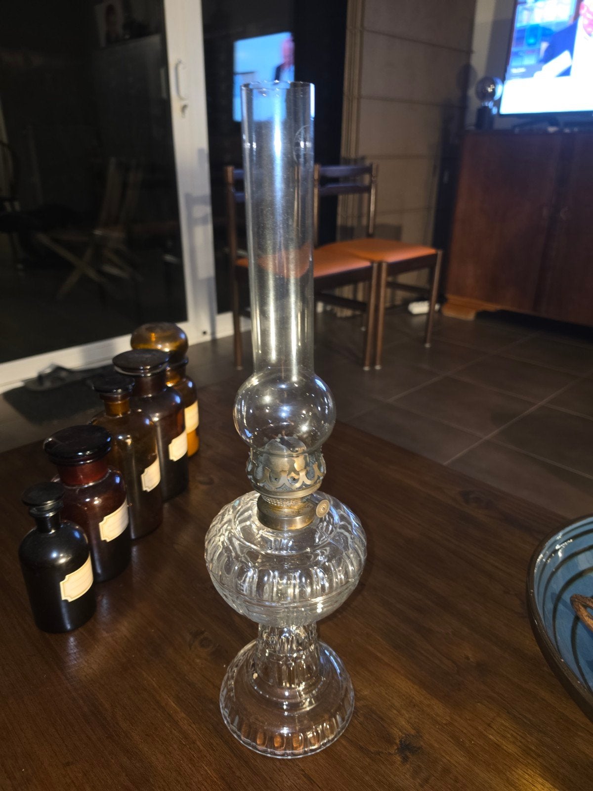 olielamp, Enlèvement