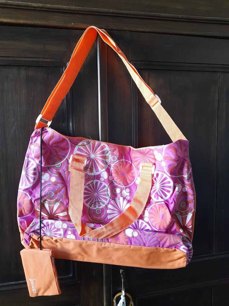 Nieuw - Grote zomer- en strandtas met hengsels en schouderri, Handtassen en Accessoires, Nieuw, Oranje, Schoudertasje