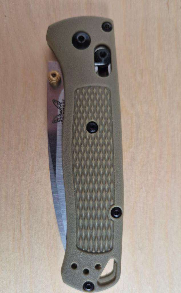 Benchmade Bugout, Caravanes & Camping, Outils de camping, Enlèvement ou Envoi