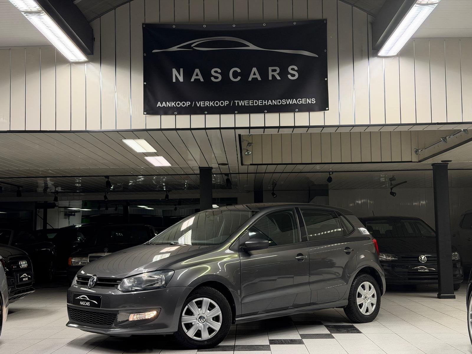 Volkswagen Polo 1.4i essence AUTOMATIQUE 2012 77 000 km, Achat, Entreprise, Carnet d'entretien, Noir