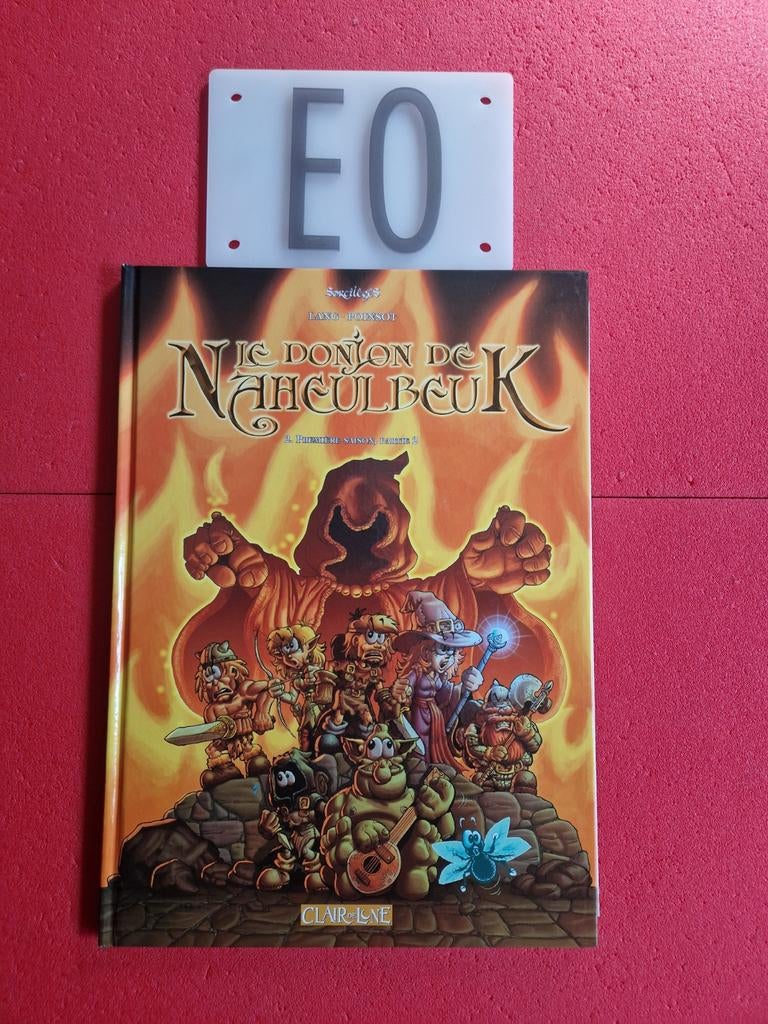 Bd le donjon de naheulbeuk 2,EO, avec autocollants, Boeken, Stripverhalen, Ophalen of Verzenden