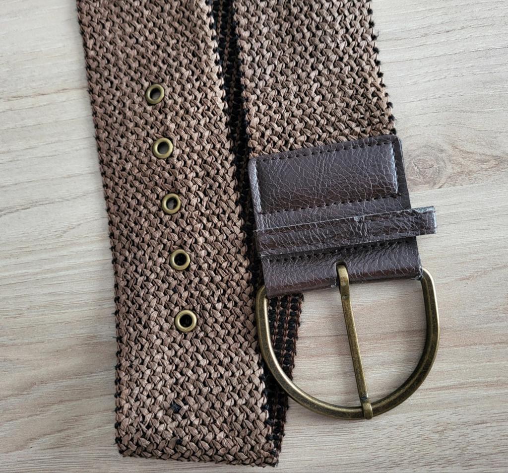 Brede gevlochten riem – soepel & comfortabel –, Kleding | Dames, Riemen en Ceinturen, Ophalen of Verzenden, Bruin