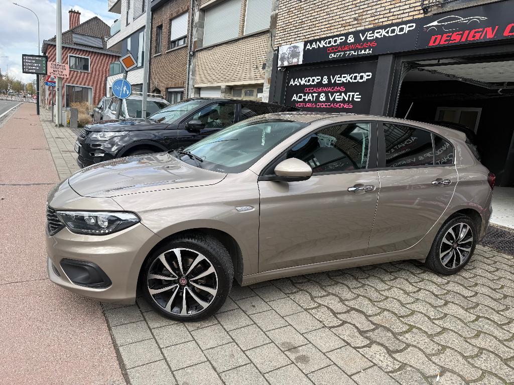 Fiat Tipo 1.4 Turbo 120 pk Lounge Alu 17 Navi Clim 1e hands, Auto's, Euro 6, 120 kW, Bedrijf, Handgeschakeld