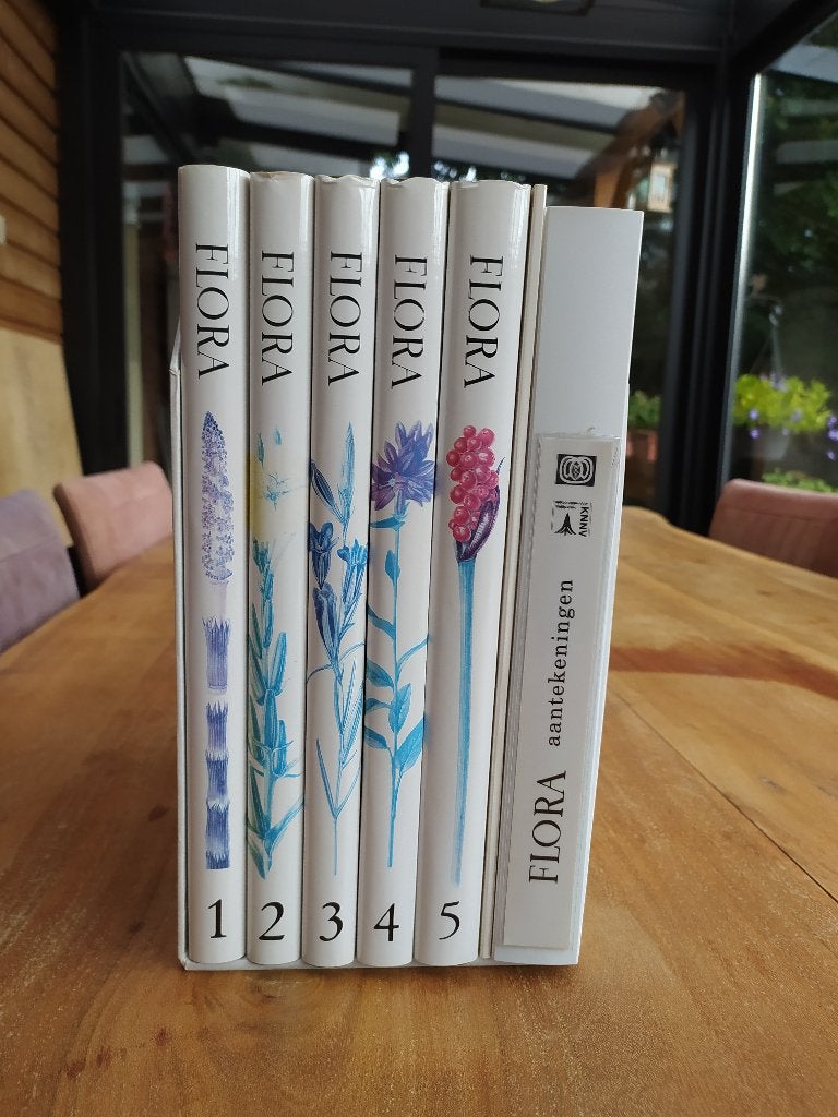 nederlandse oecologische flora, Boeken, Ophalen of Verzenden, Zo goed als nieuw, Bloemen, Planten en Bomen