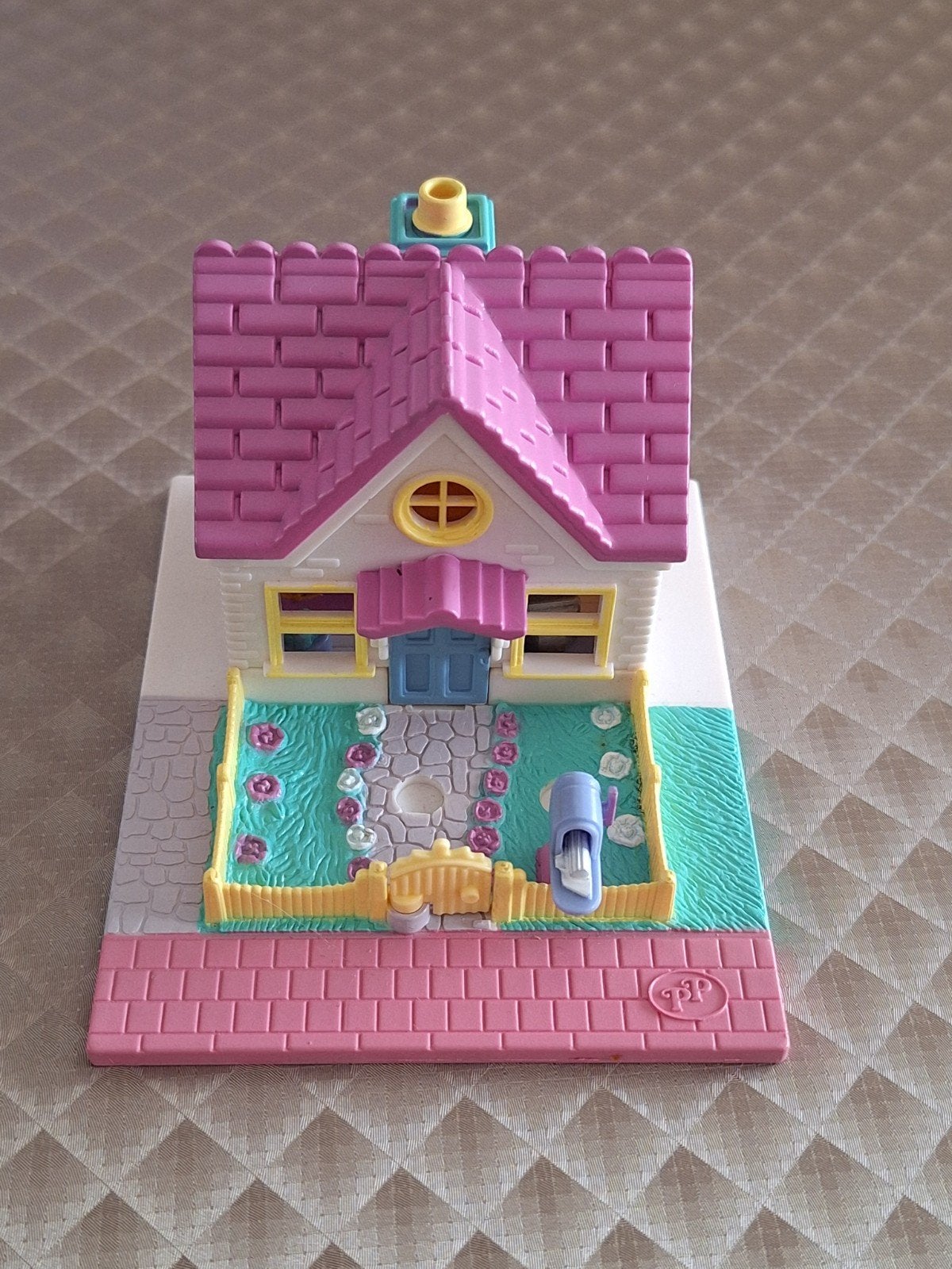 Polly Pocket (Bluebird) Cozy cottage huisje, Verzamelen, Poppetjes en Figuurtjes, Ophalen