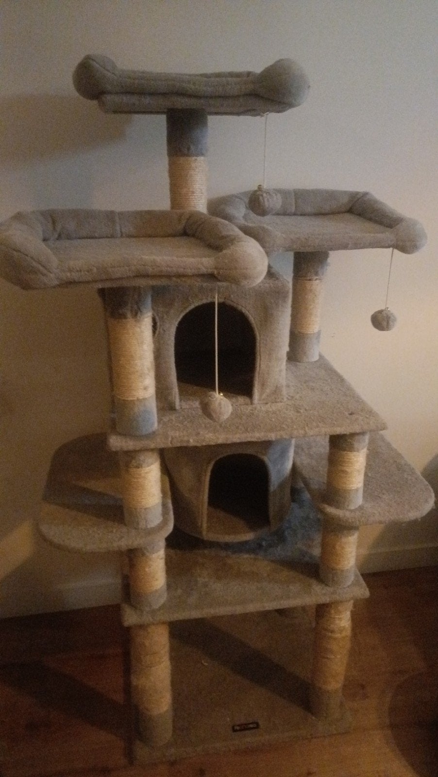 Feandrea grote kattenkrabpaal – €60, Ophalen