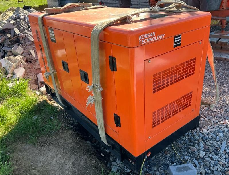 Daewoo GFS-25 25 kVA TE HUUR, Doe-het-zelf en Bouw, Aggregaten, Zo goed als nieuw, Dieselolie, 10 tot 30 kVA, Elektrisch startend