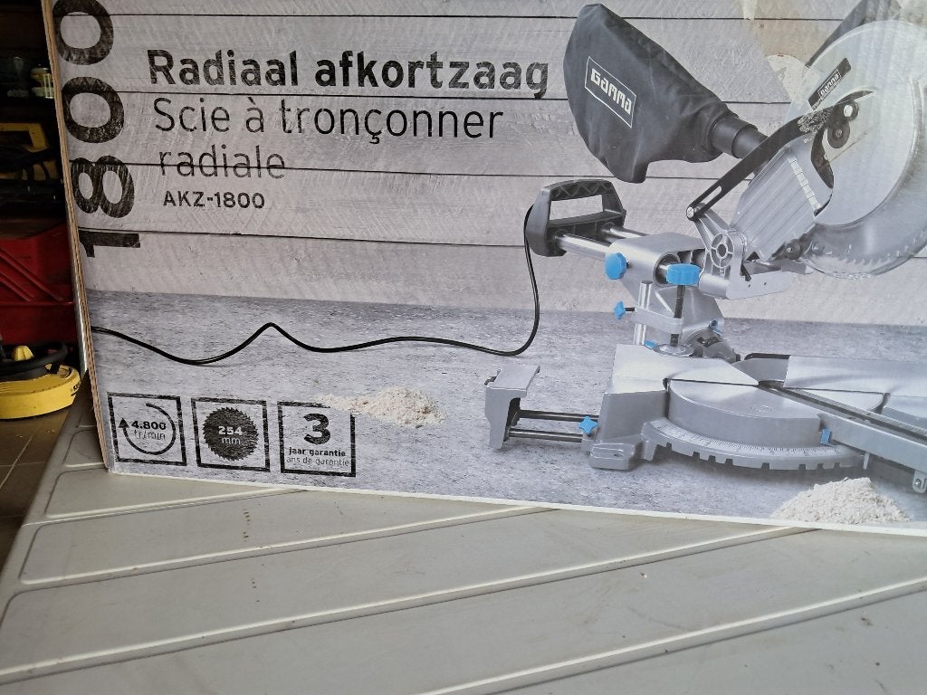 SCIE À TRONÇONNER, Comme neuf, Enlèvement, Gamma, 1200 watts ou plus