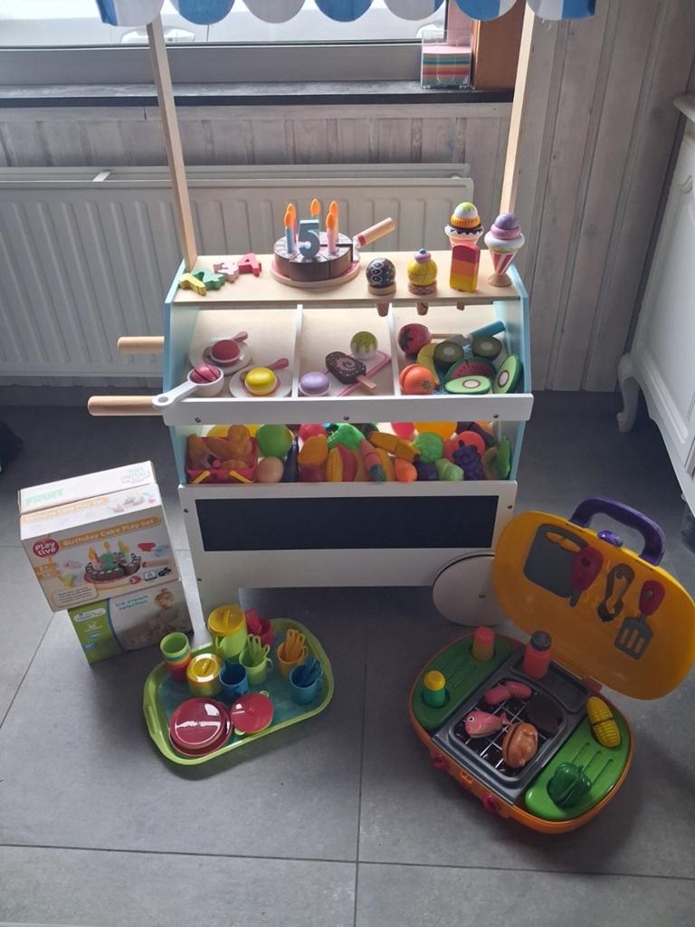 Ijscokar met veel accessoires, Enlèvement