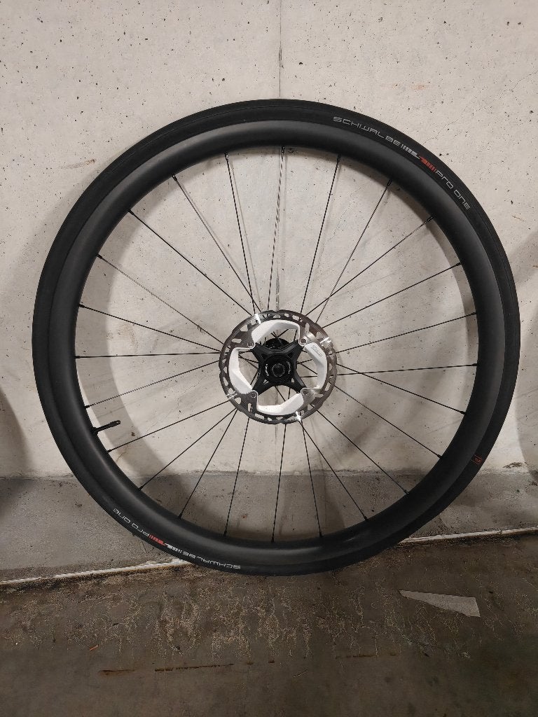 Paar koerswielen carbon incl. schijfrem en boddy Shimano, Fietsen en Brommers, Gebruikt, Gravelbike, Carbon, Ophalen