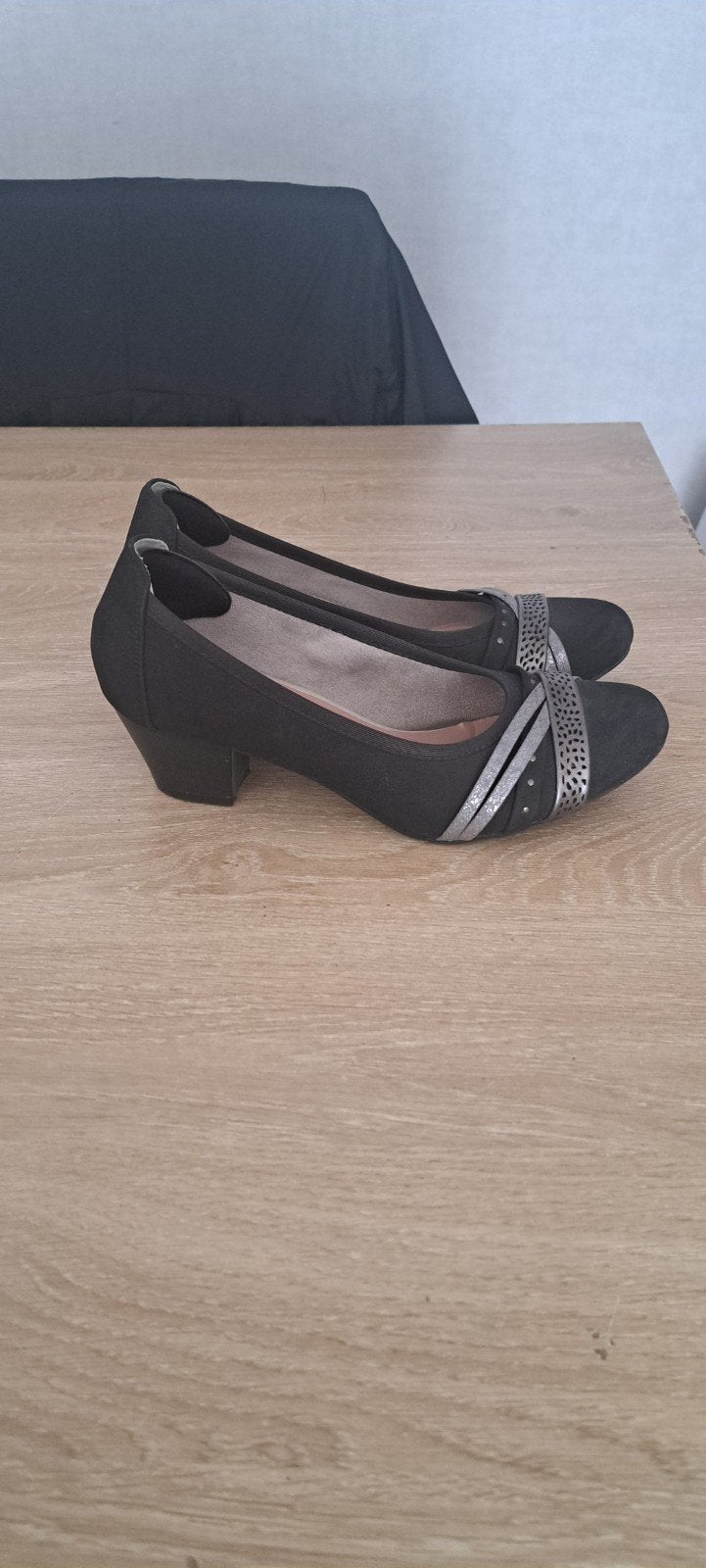 Schoenen, Ophalen