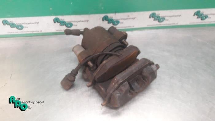 Etrier de frein (pince) avant gauche d'un Audi A3 (A3 03-), -, 3 mois de garantie, Audi, Utilisé