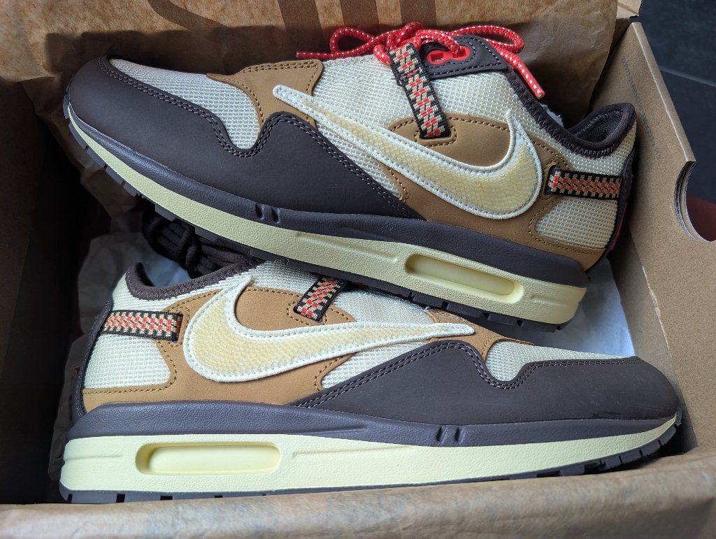 Nike air Travis schott, Kleding | Heren, Bruin, Nike, Nieuw, Ophalen of Verzenden