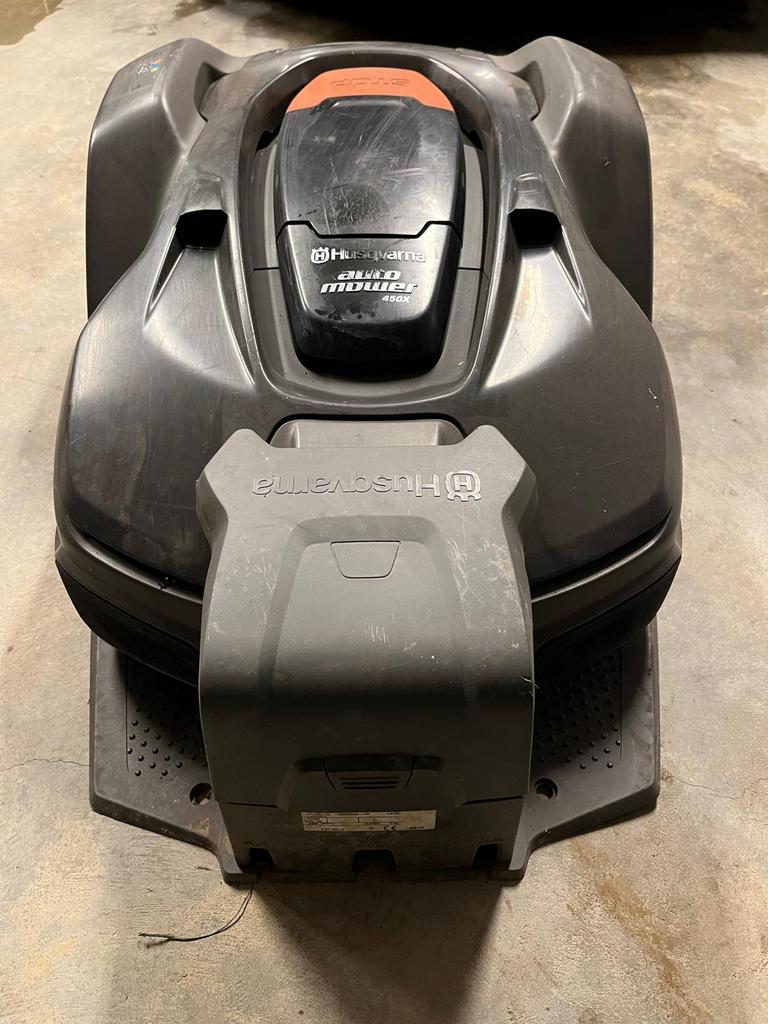 Robot tondeuse husqvarna 450x, Enlèvement, Comme neuf