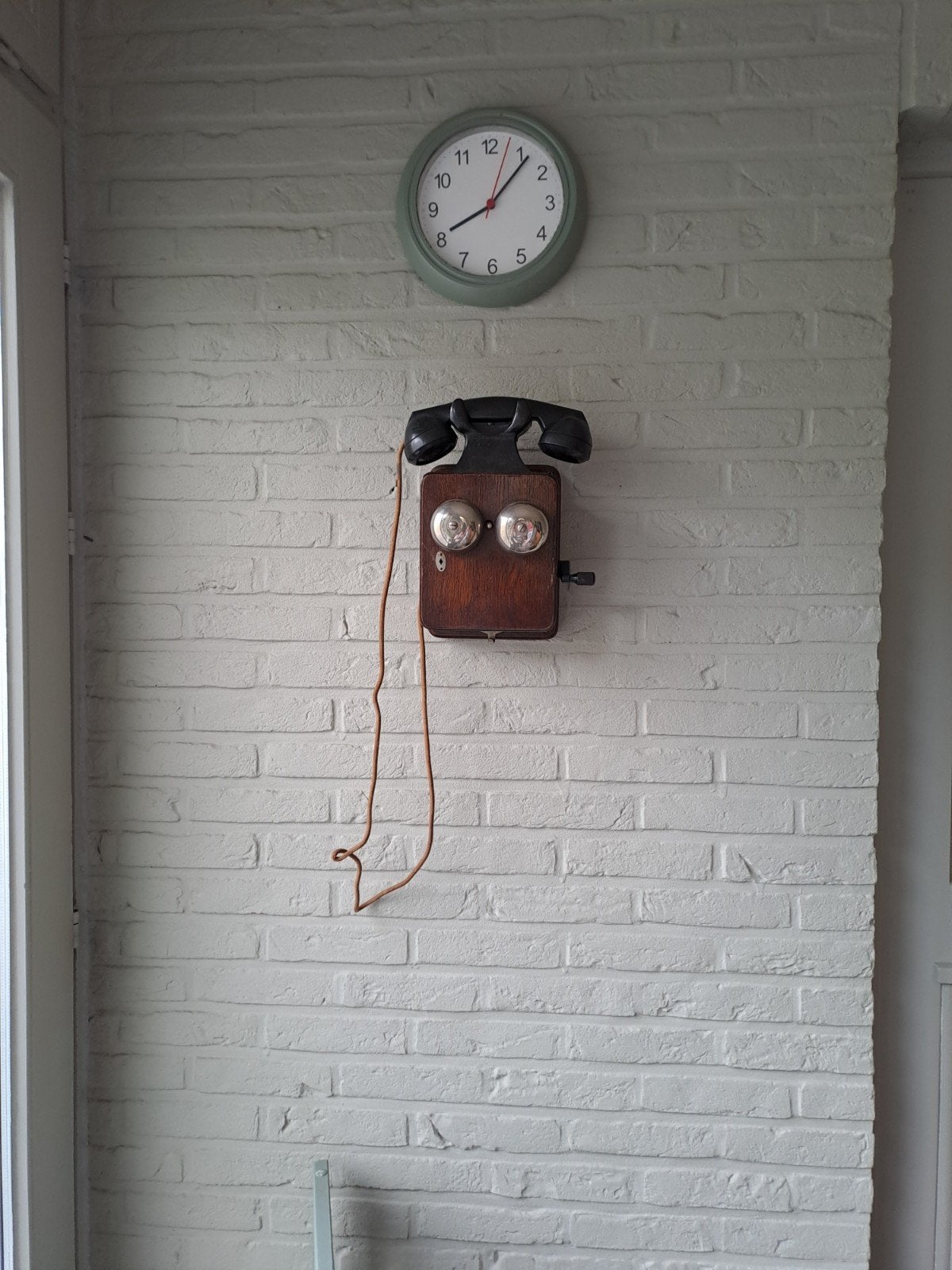 retro telefoontoestel vooroorlogs, Ophalen