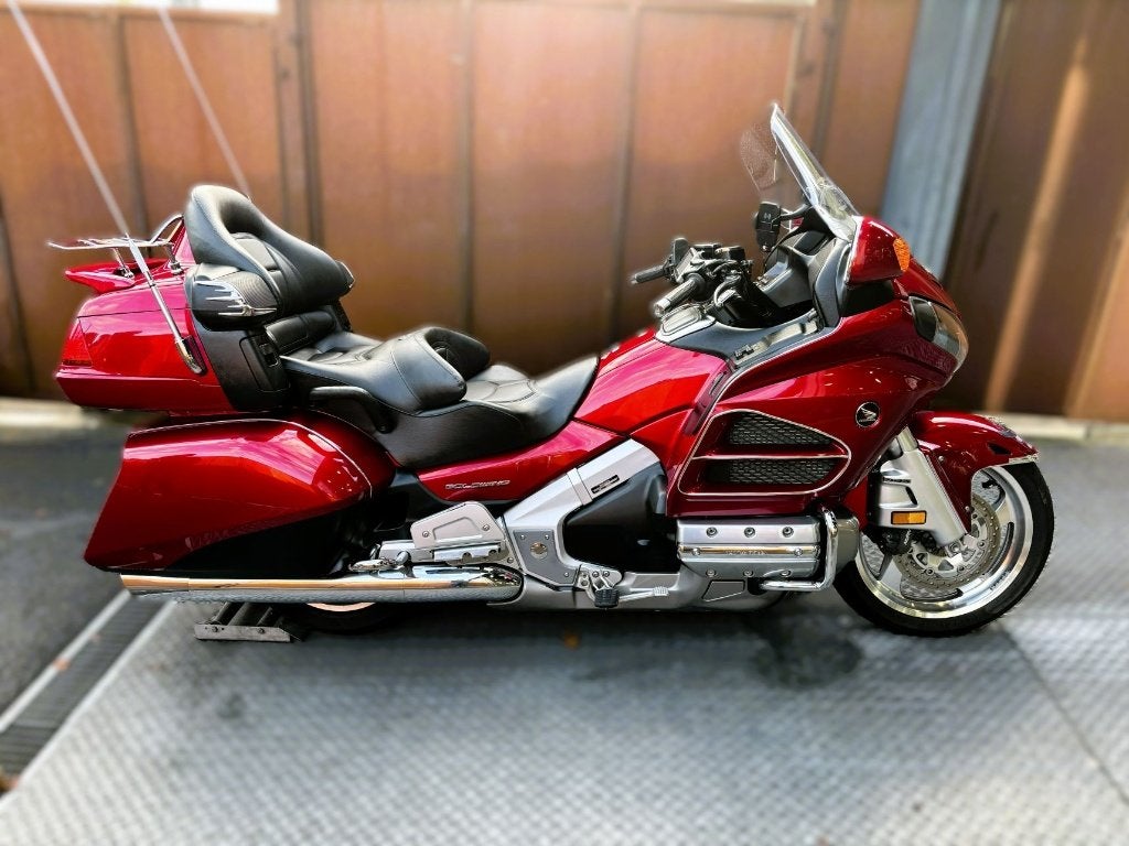 Goldwing 1800cm³ ABS 2014 état proche du neuf 64884km, Permis Moto A, Entreprise, Plus de 35 kW, Neuf