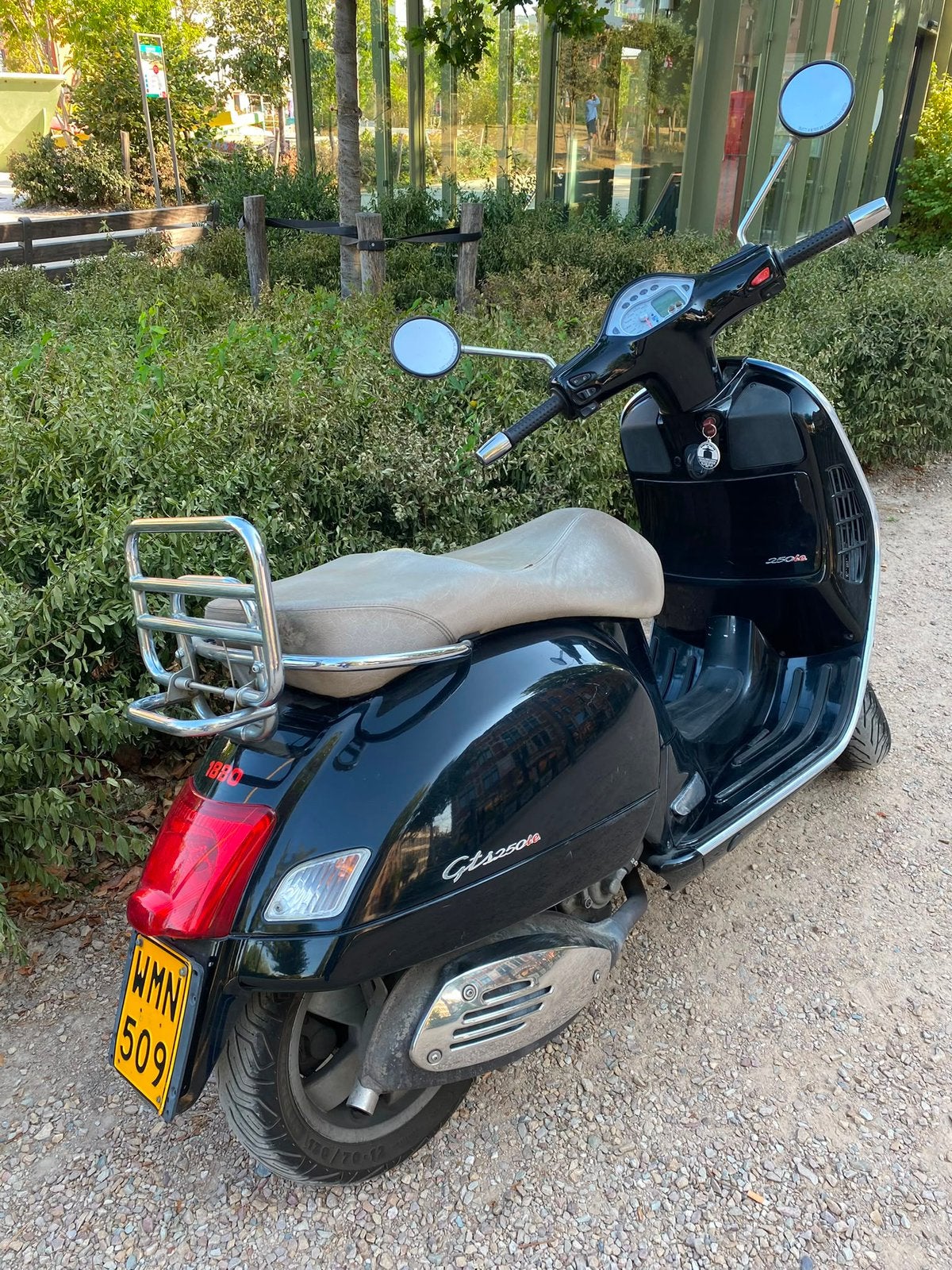 Vespa 250 GTS, Fietsen en Brommers, Scooters | Vespa, Ophalen, Gebruikt