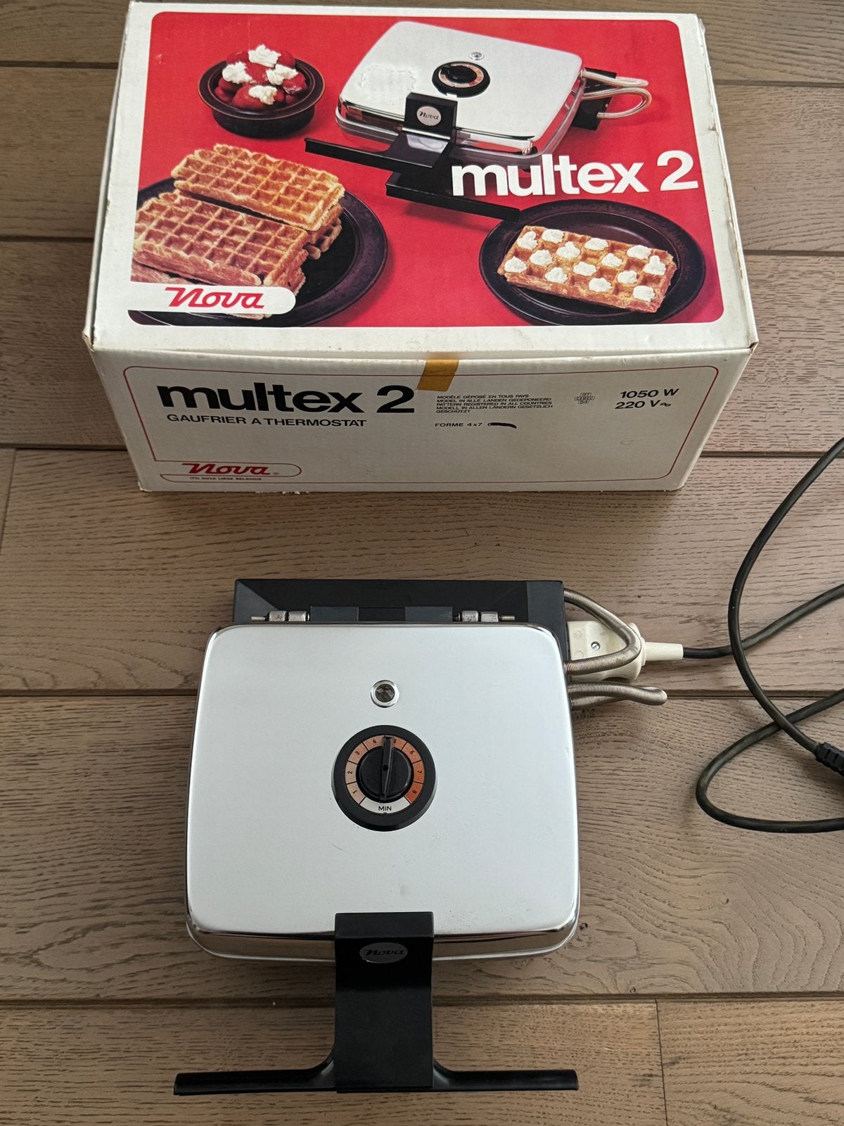 Nova Multex wafelijzer Belgische kwaliteit jaren 70 - 80, Elektronische apparatuur, Wafelijzers, Ophalen, Uitneembare platen, Zo goed als nieuw