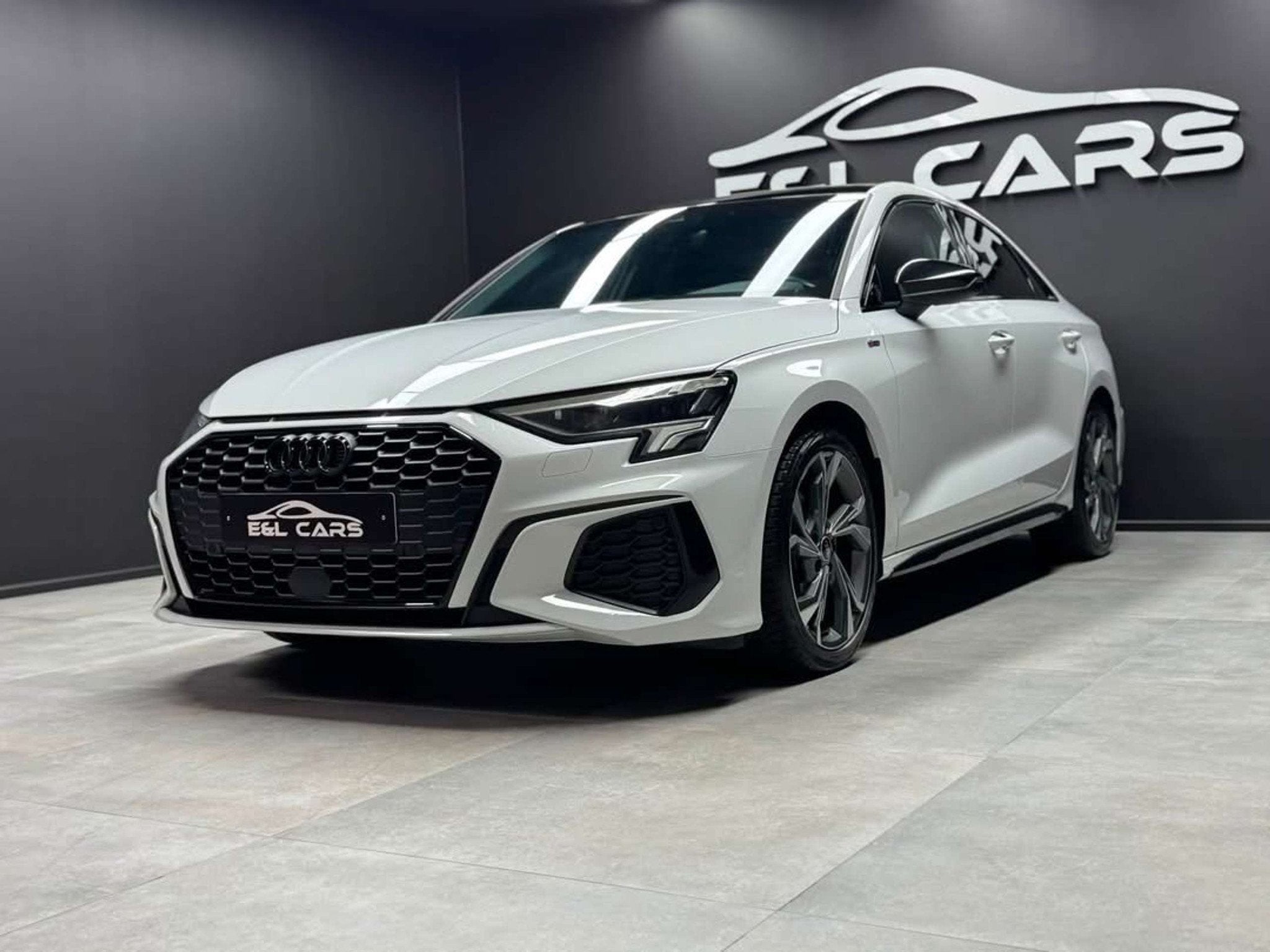 Audi A3 A3 30 TDi S line S tronic *12 mois de garantie*, Autos, Audi, Achat, Entreprise, Noir, Automatique