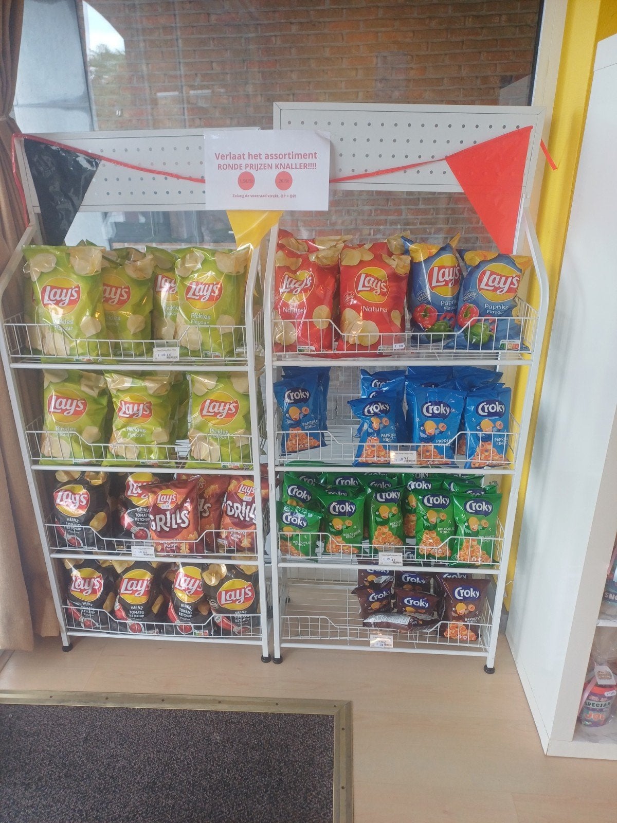 Chips en nootjes, Enlèvement