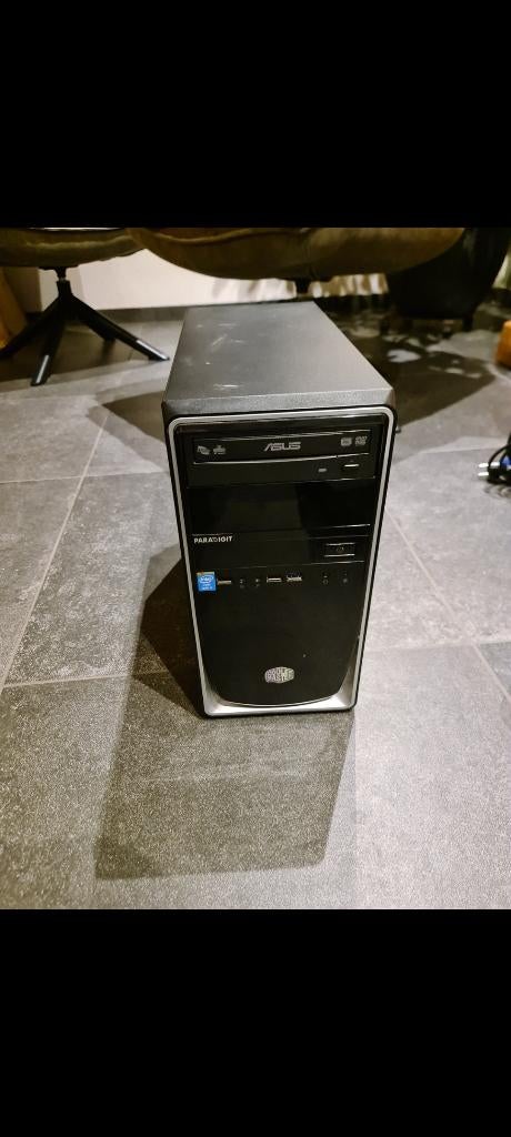 Custom werk PC, Computers en Software, Ophalen, Gebruikt, HDD, Asus