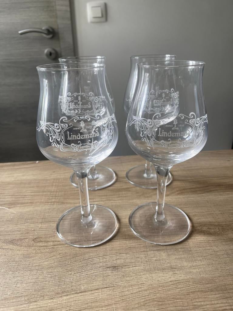 Lindemans glazen 4 stuks, Verzamelen, Glas en Drinkglazen, Ophalen, Zo goed als nieuw