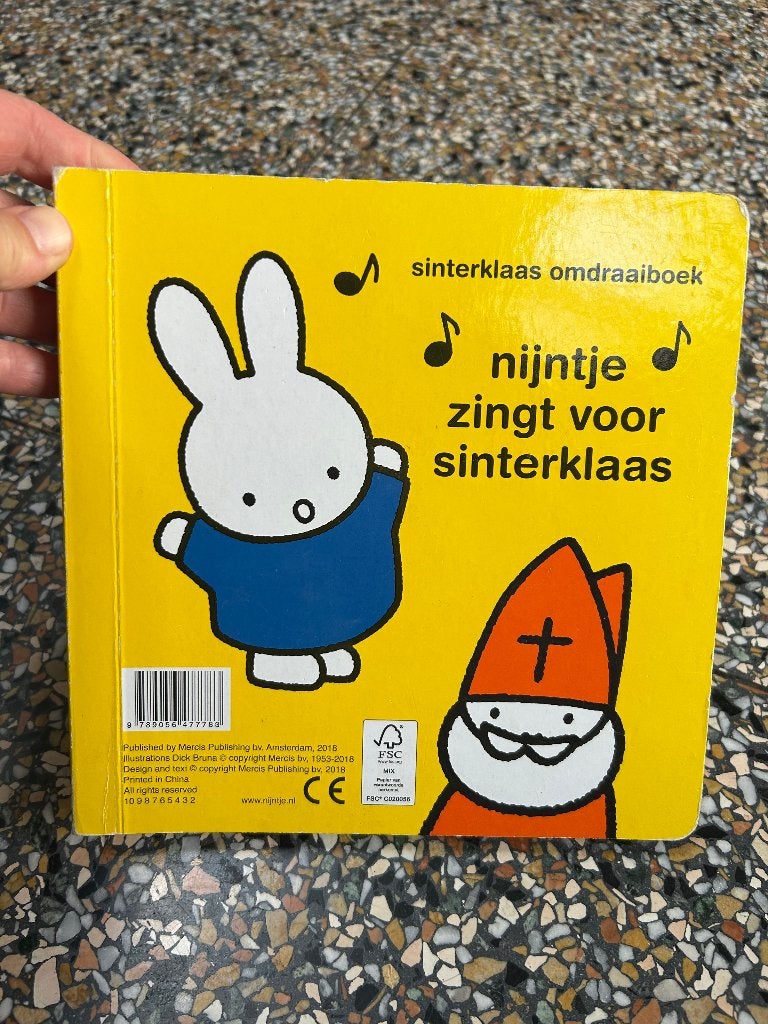 sSinterklaasboek Nijntje, Dick Bruna, Ophalen of Verzenden, Gelezen, 2 tot 3 jaar