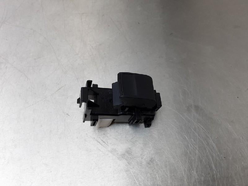 COMMUTATEUR VITRES ELECTRIQUES Toyota Yaris III (P13), Utilisé, Toyota
